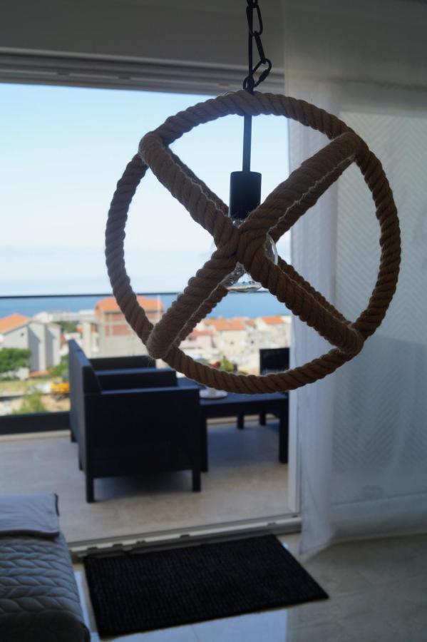 Apartment Ivona With Beautiful Seaview Makarska Eksteriør billede