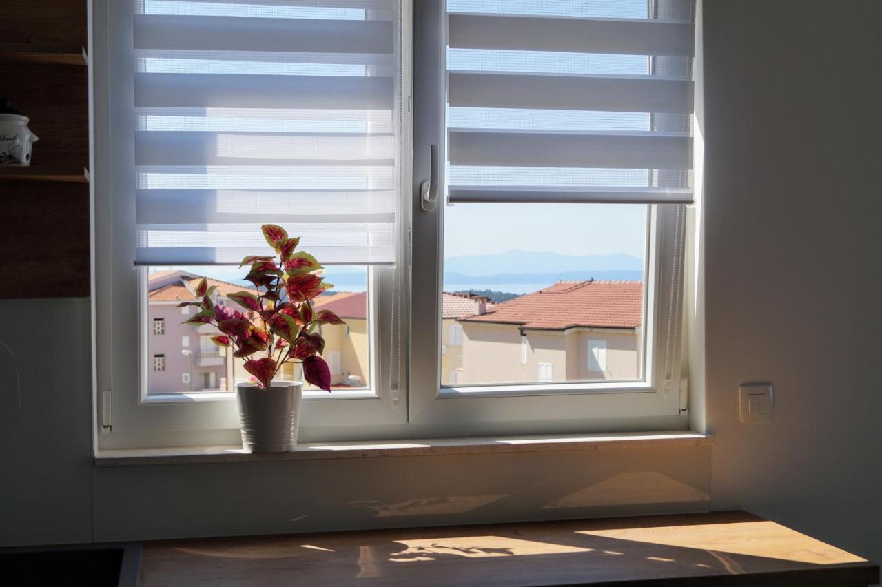 Apartment Ivona With Beautiful Seaview Makarska Eksteriør billede