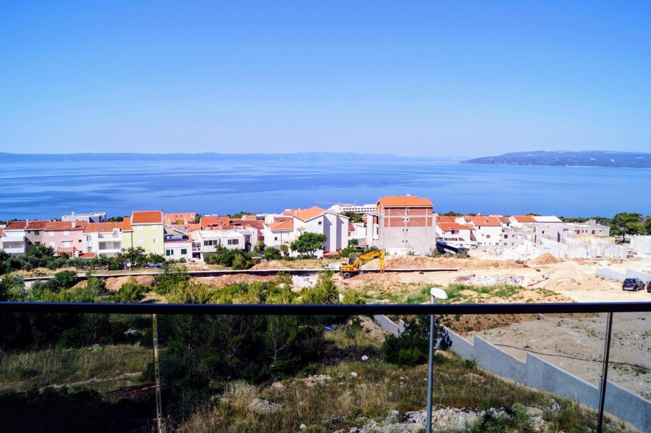 Apartment Ivona With Beautiful Seaview Makarska Eksteriør billede